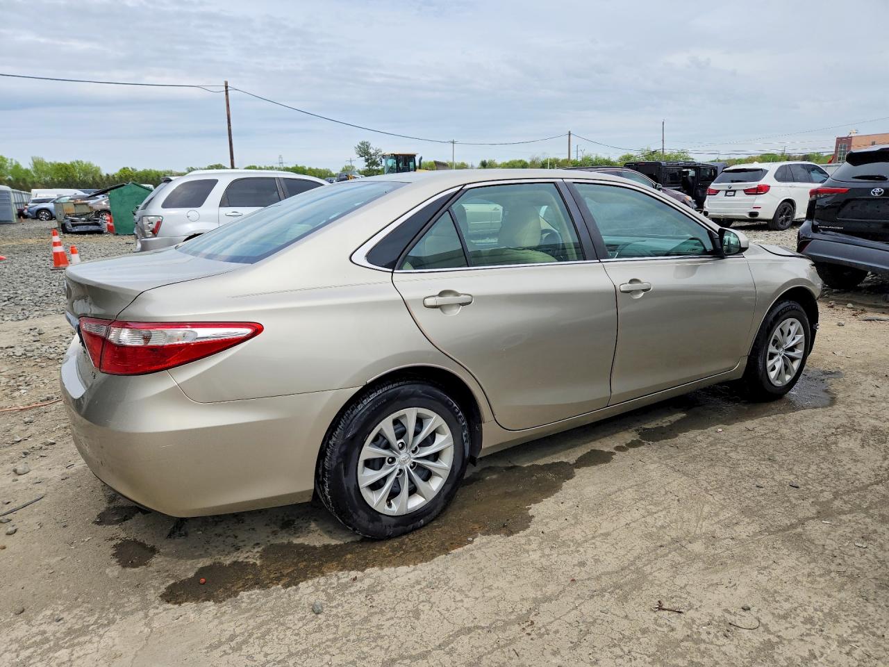 2017 TOYOTA CAMRY