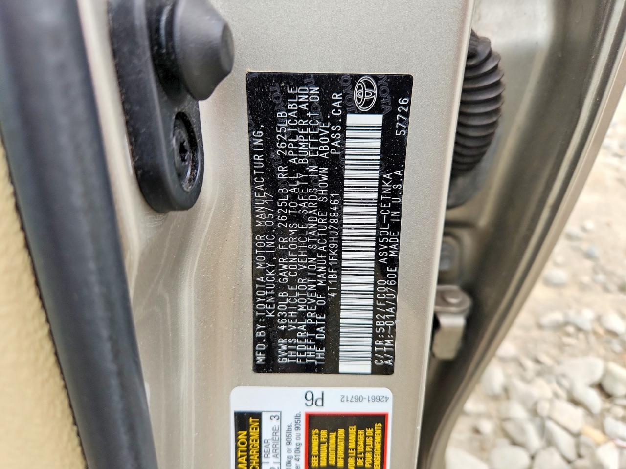 2017 TOYOTA CAMRY