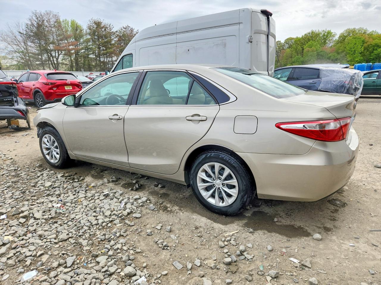 2017 TOYOTA CAMRY