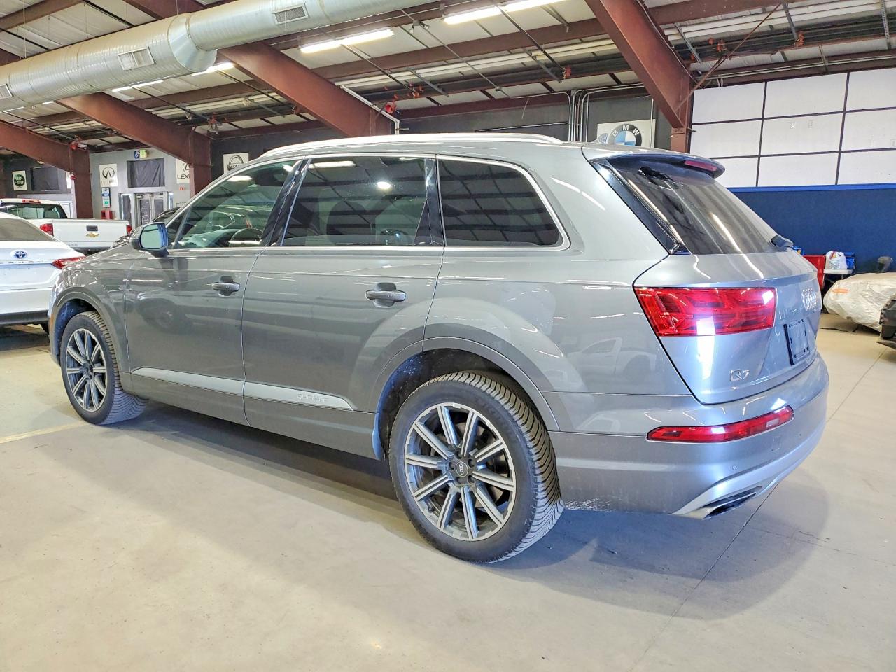 2017 AUDI Q7