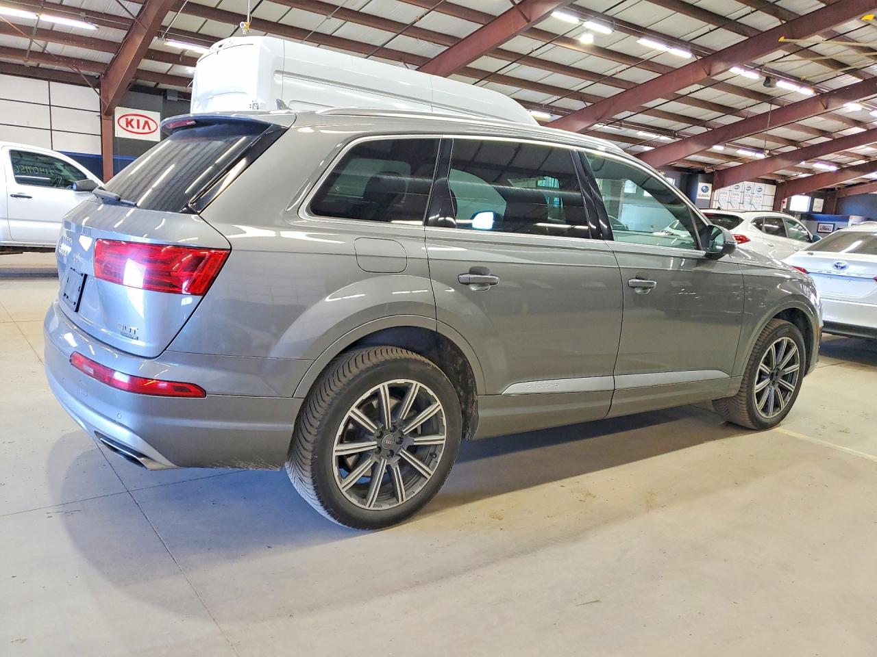 2017 AUDI Q7