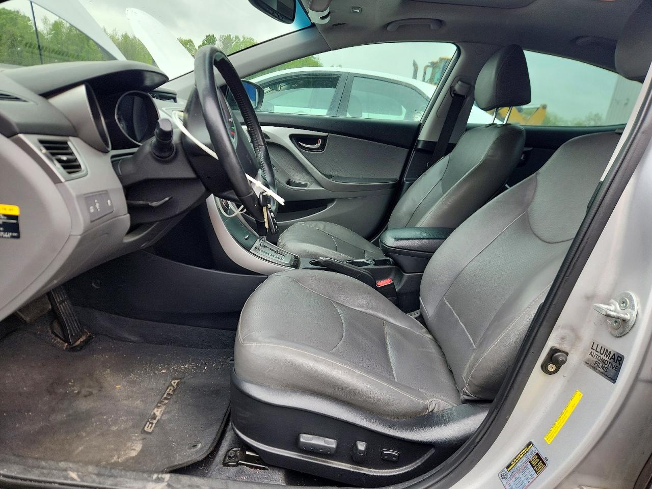 2013 HYUNDAI ELANTRA