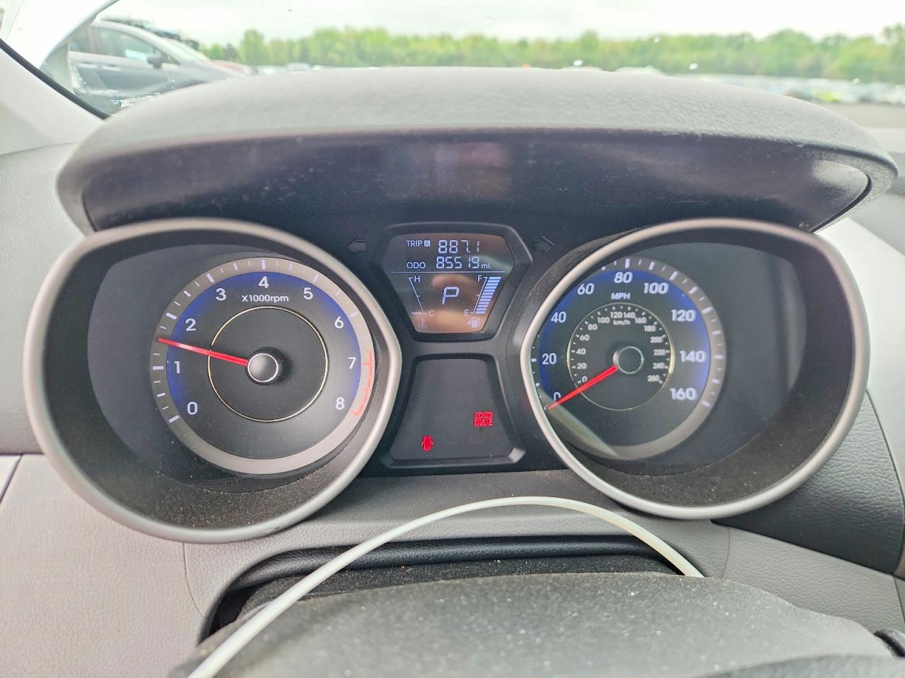 2013 HYUNDAI ELANTRA
