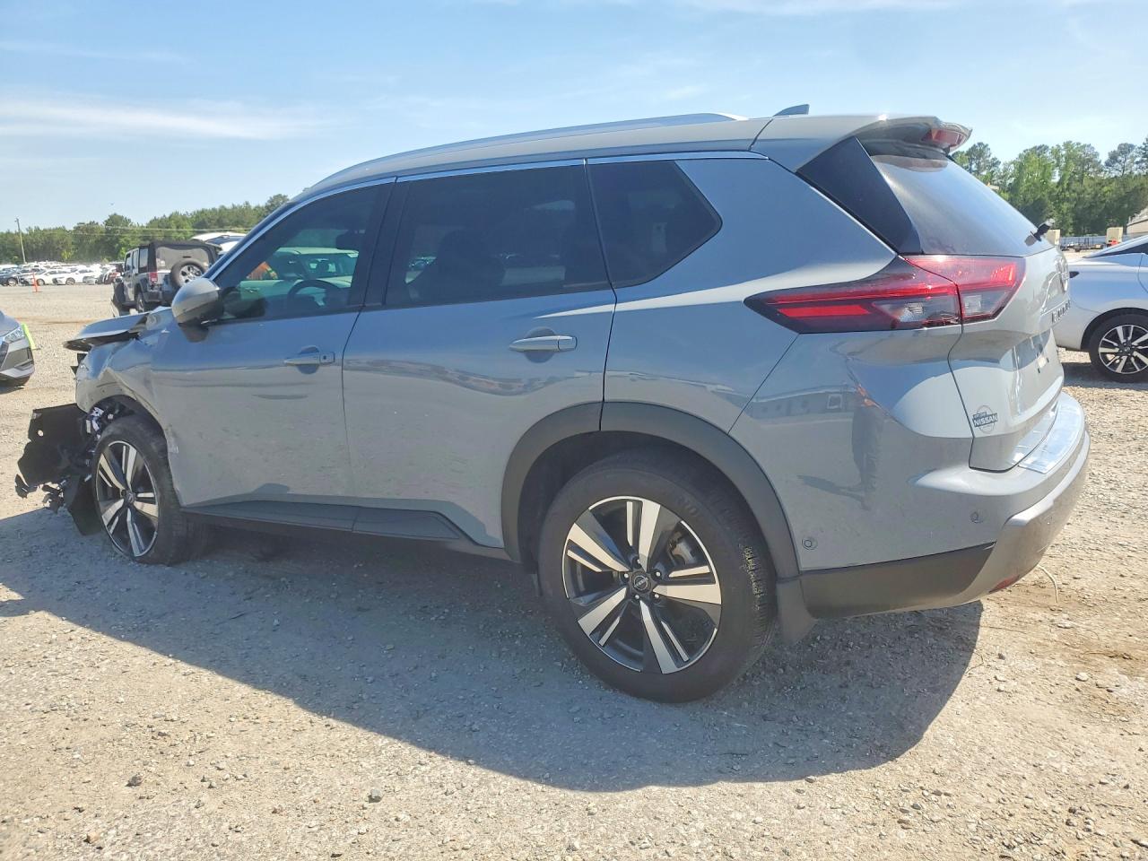2024 NISSAN ROGUE