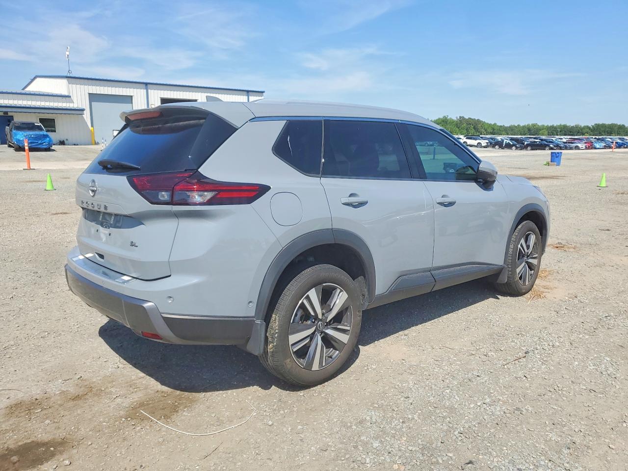 2024 NISSAN ROGUE