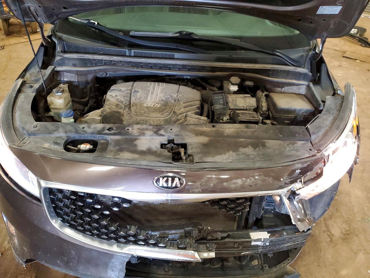 2016 KIA SEDONA