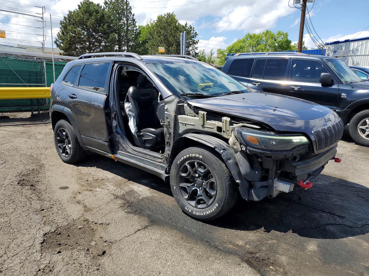 2019 JEEP CHEROKEE