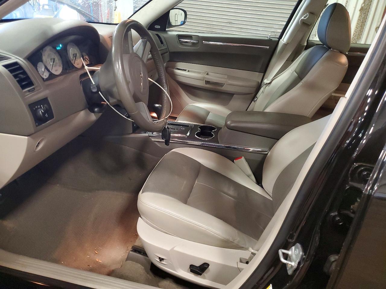 2008 CHRYSLER 300