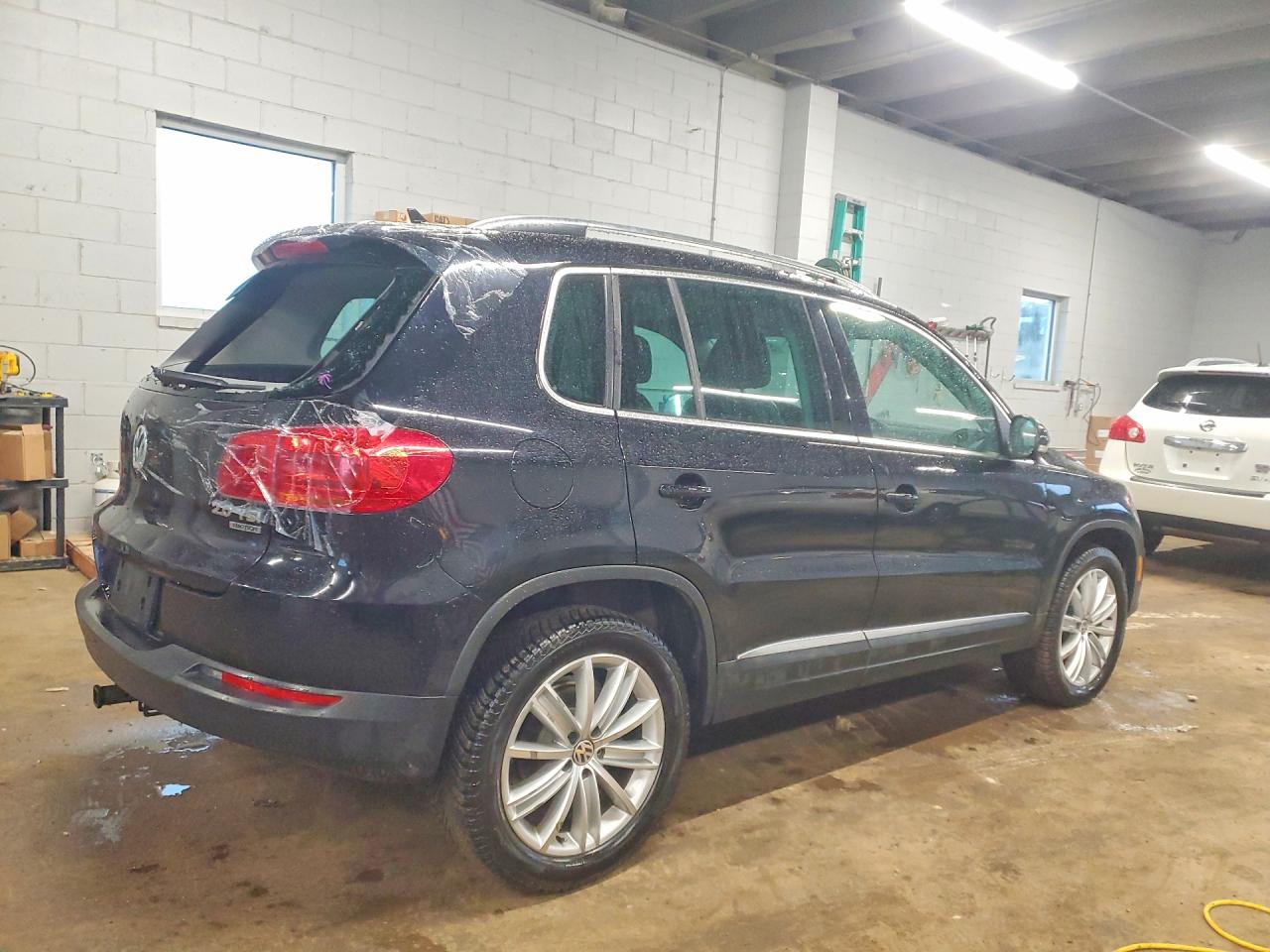 2013 VOLKSWAGEN TIGUAN