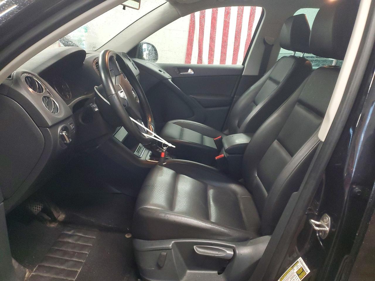 2013 VOLKSWAGEN TIGUAN