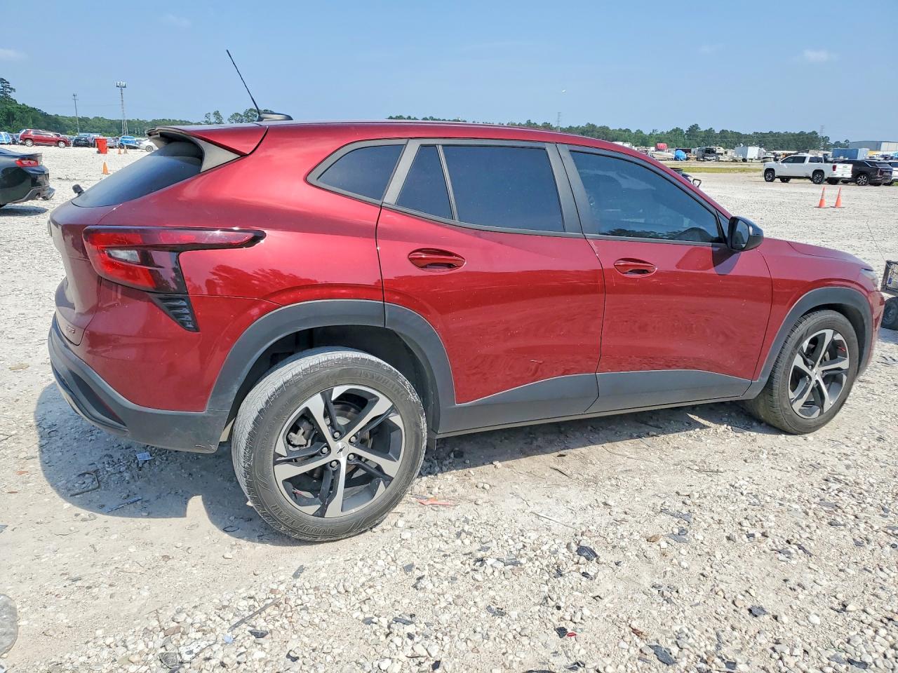2024 CHEVROLET TRAX