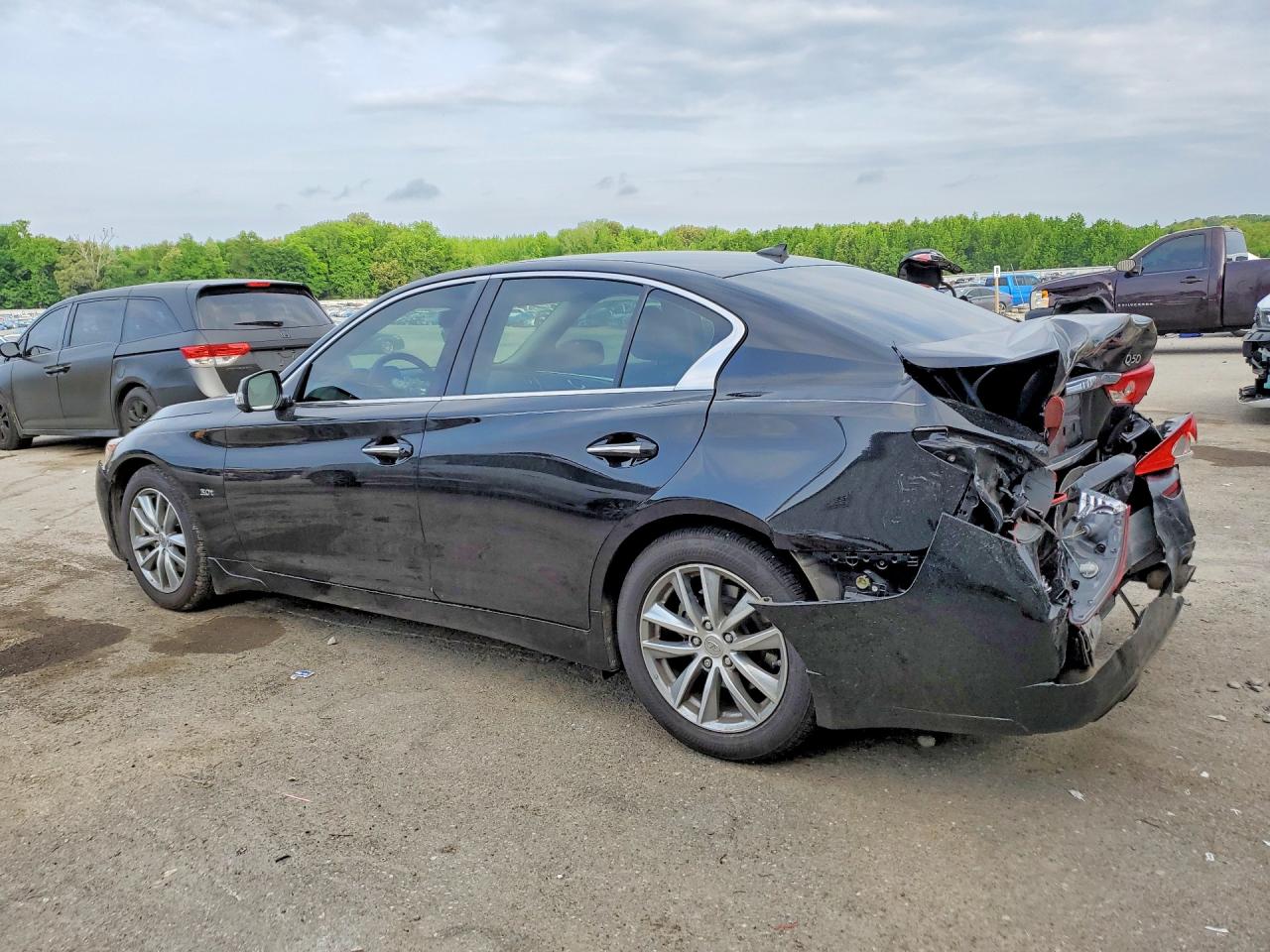 2017 INFINITI Q50
