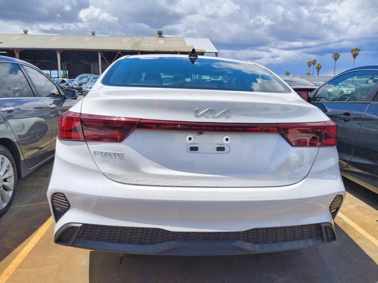 2023 KIA FORTE