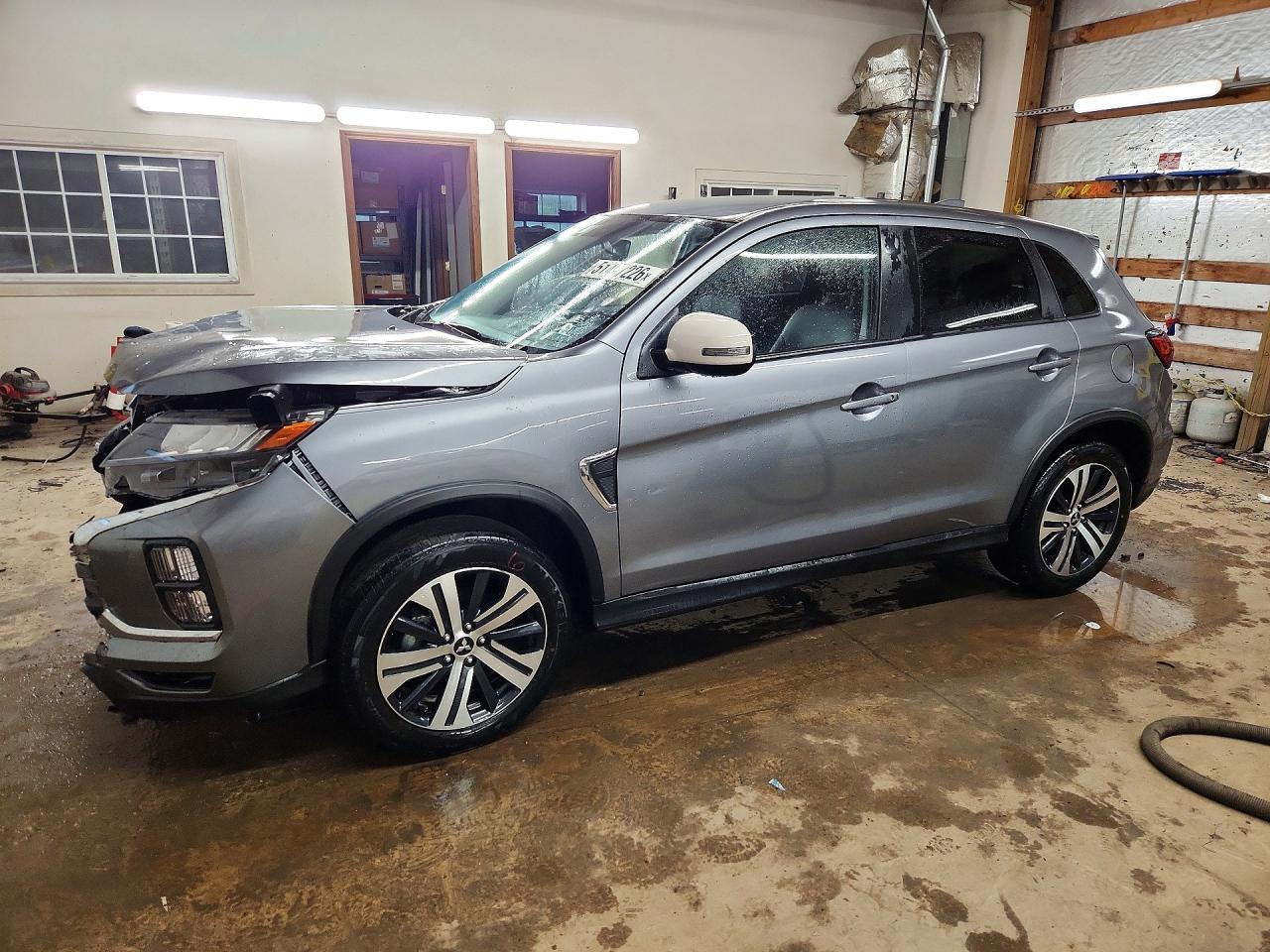 2025 MITSUBISHI OUTLANDER