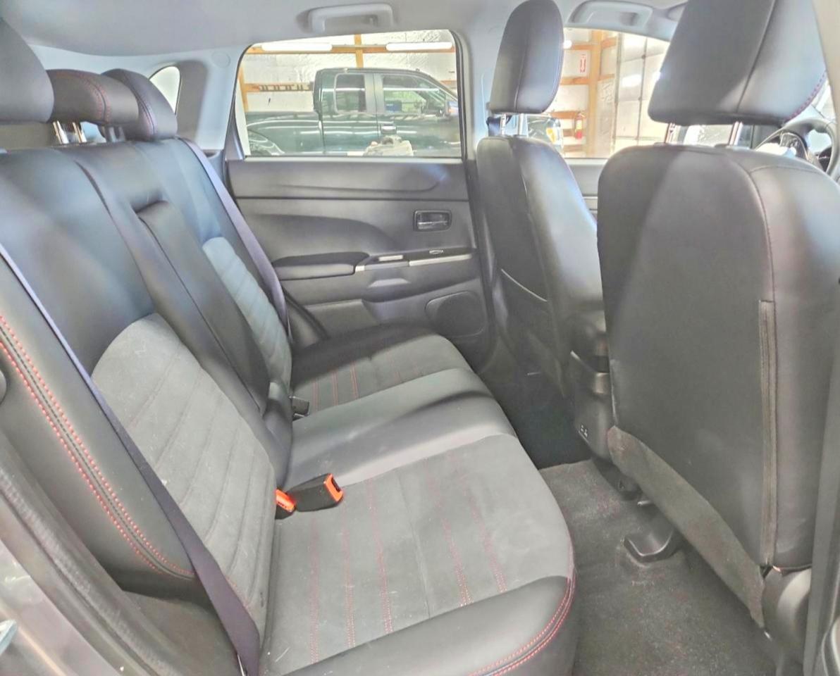 2025 MITSUBISHI OUTLANDER