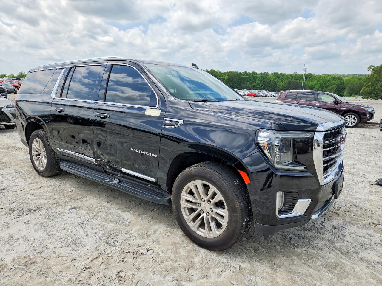 2021 GMC YUKON