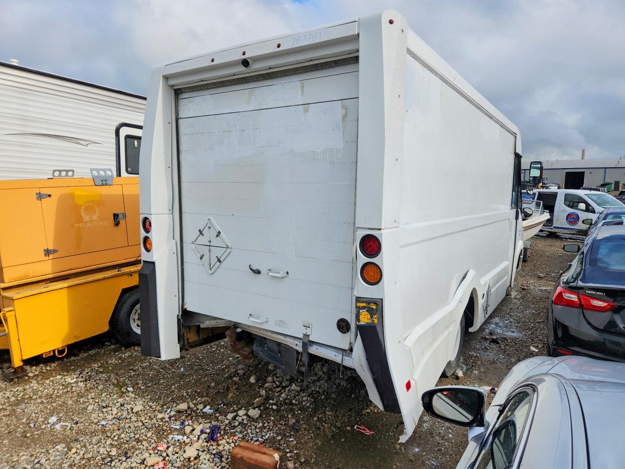 2018 ISUZU NPR