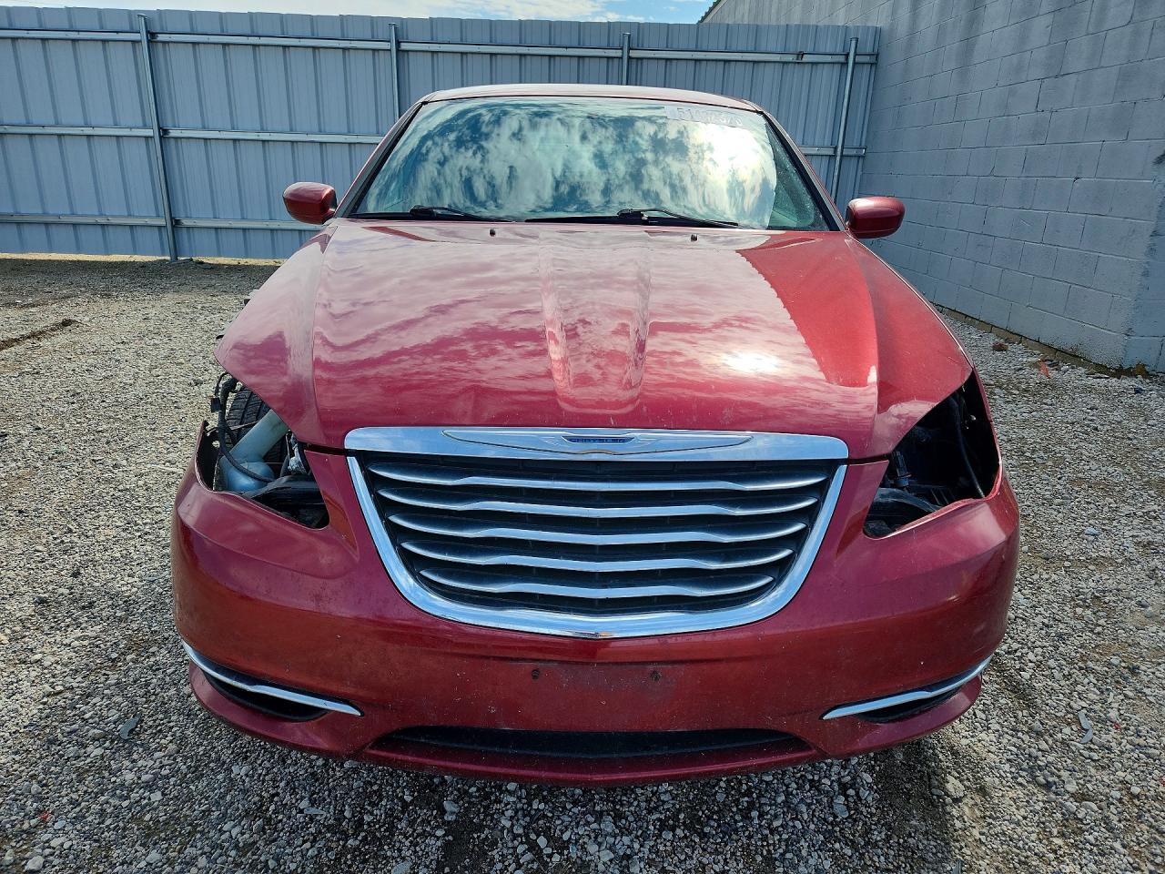 2014 CHRYSLER 200