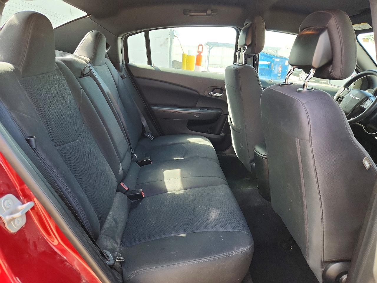 2014 CHRYSLER 200