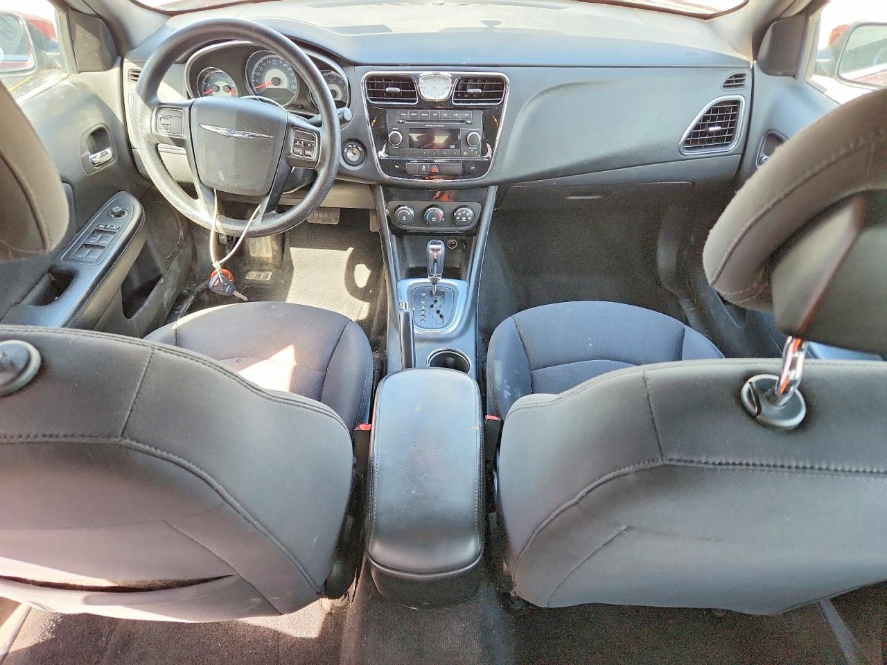 2014 CHRYSLER 200