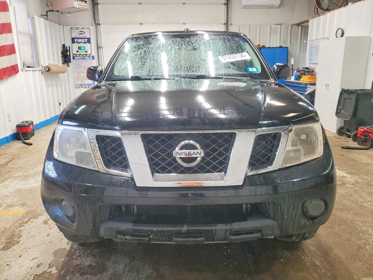 2012 NISSAN FRONTIER