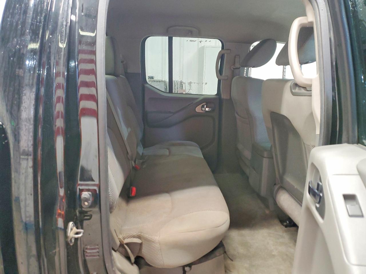 2012 NISSAN FRONTIER