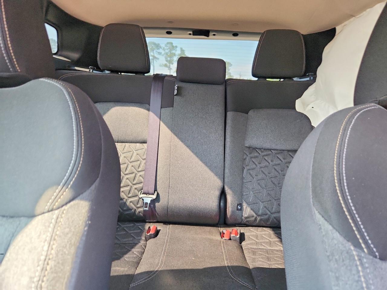 2025 NISSAN KICKS