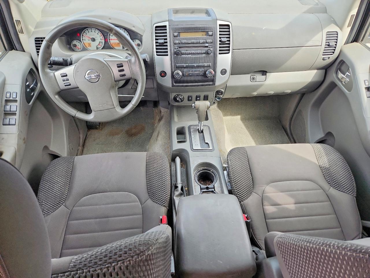 2012 NISSAN FRONTIER