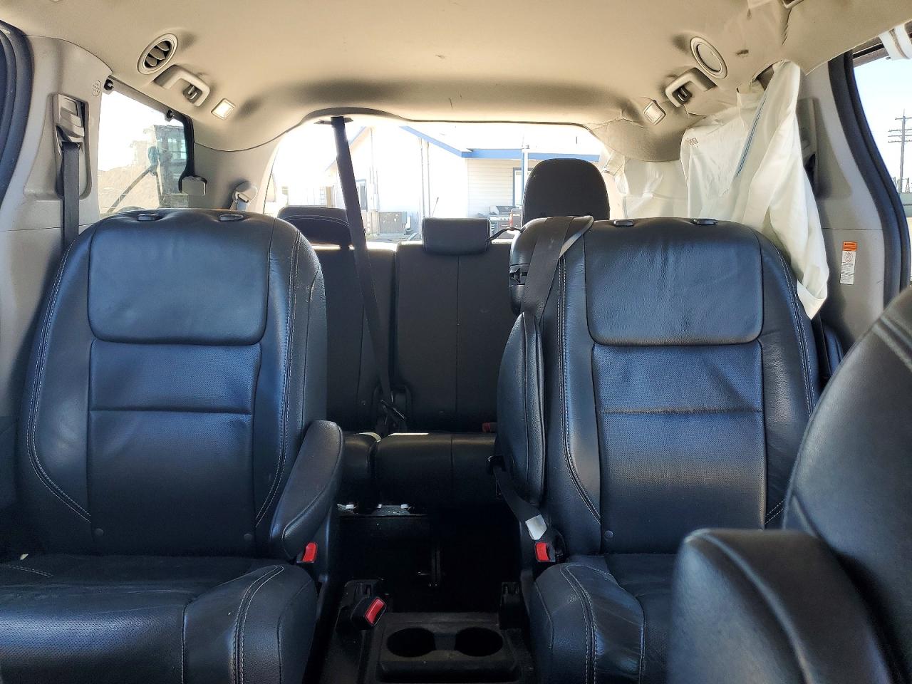 2015 TOYOTA SIENNA