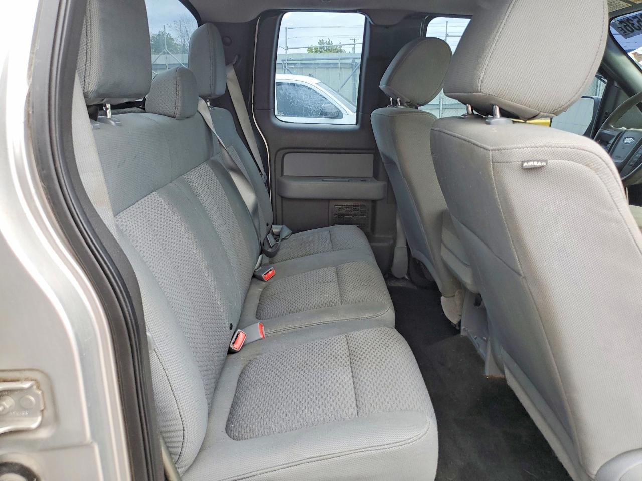2013 FORD F150
