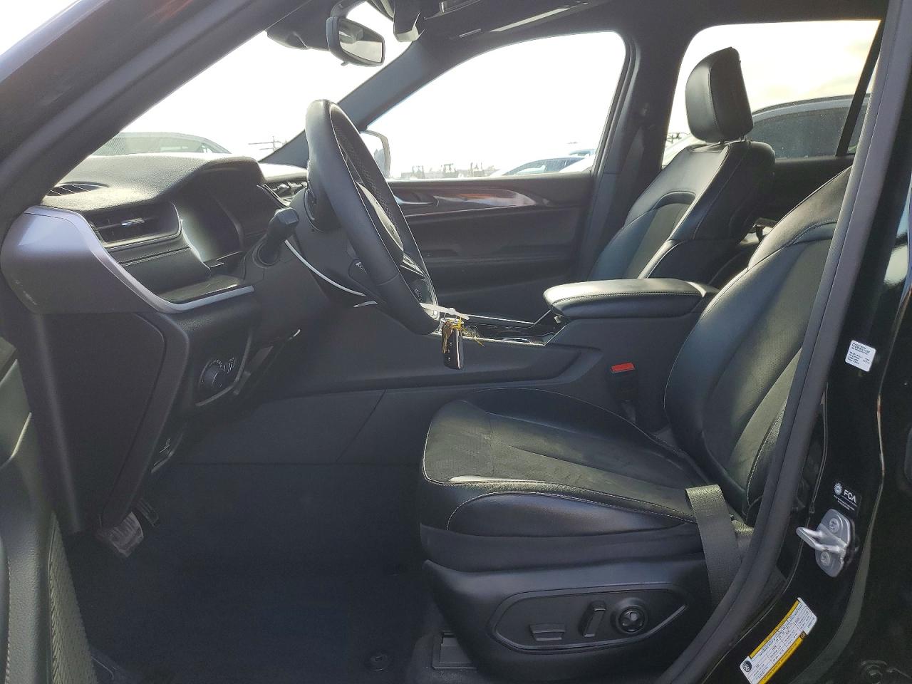2023 JEEP CHEROKEE