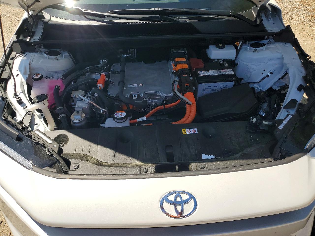 2026 TOYOTA BZ XLE PLU