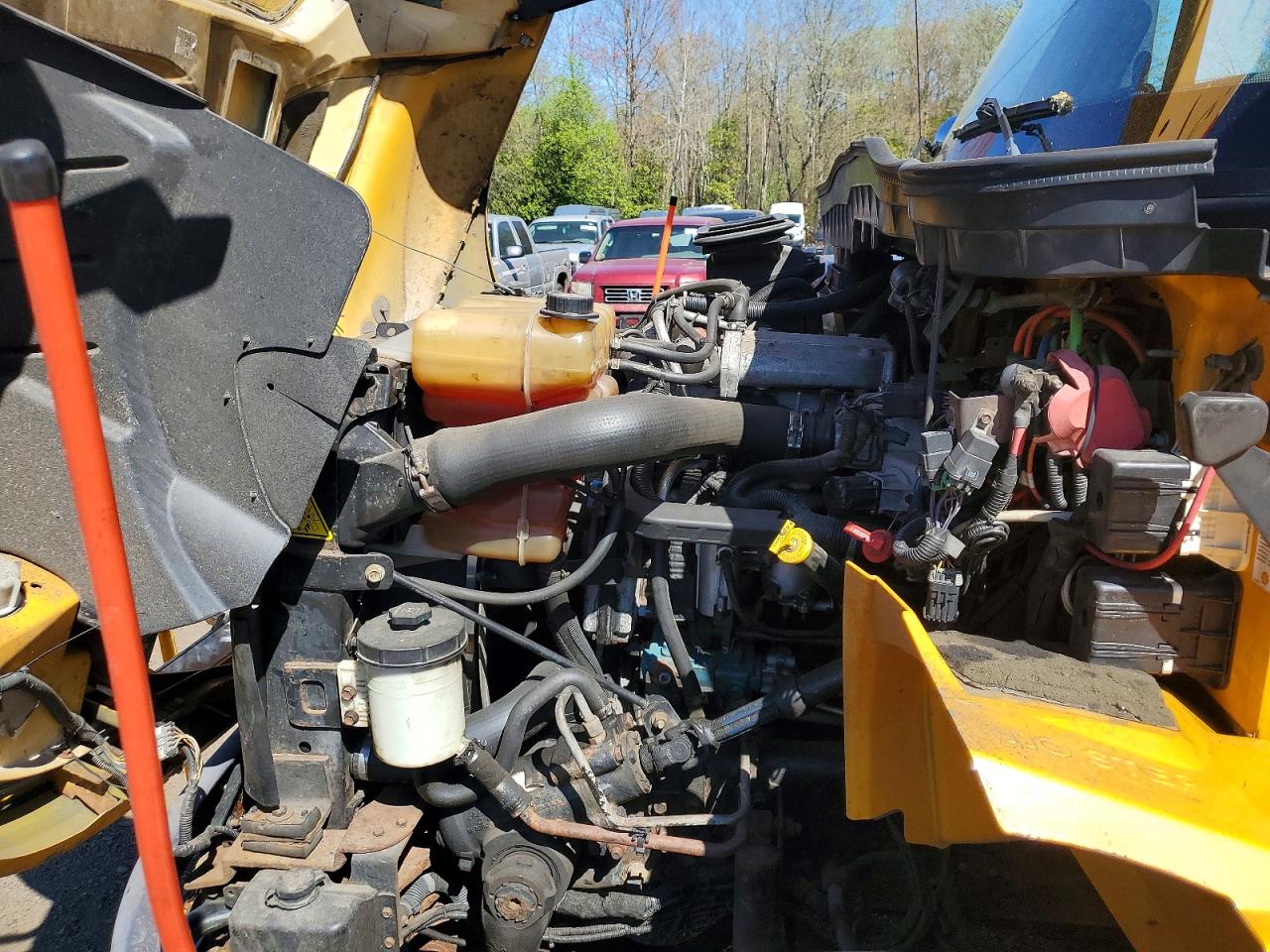 2011 INTERNATIONAL 4000 SERIE