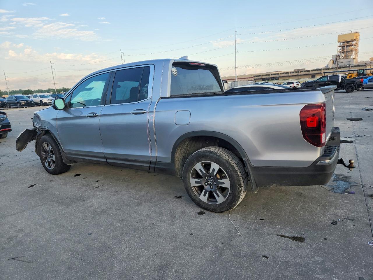 2017 HONDA RIDGELINE