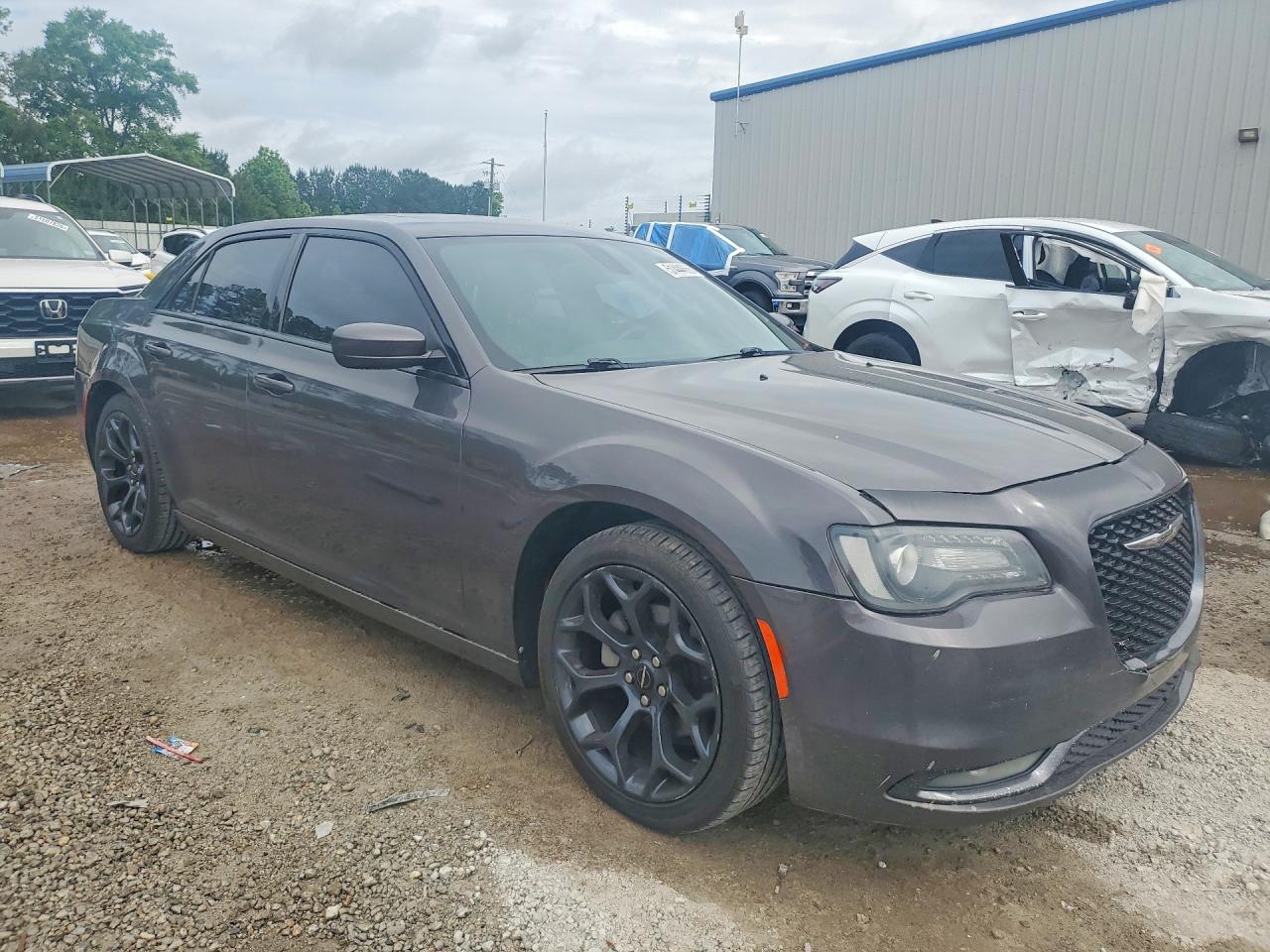2015 CHRYSLER 300