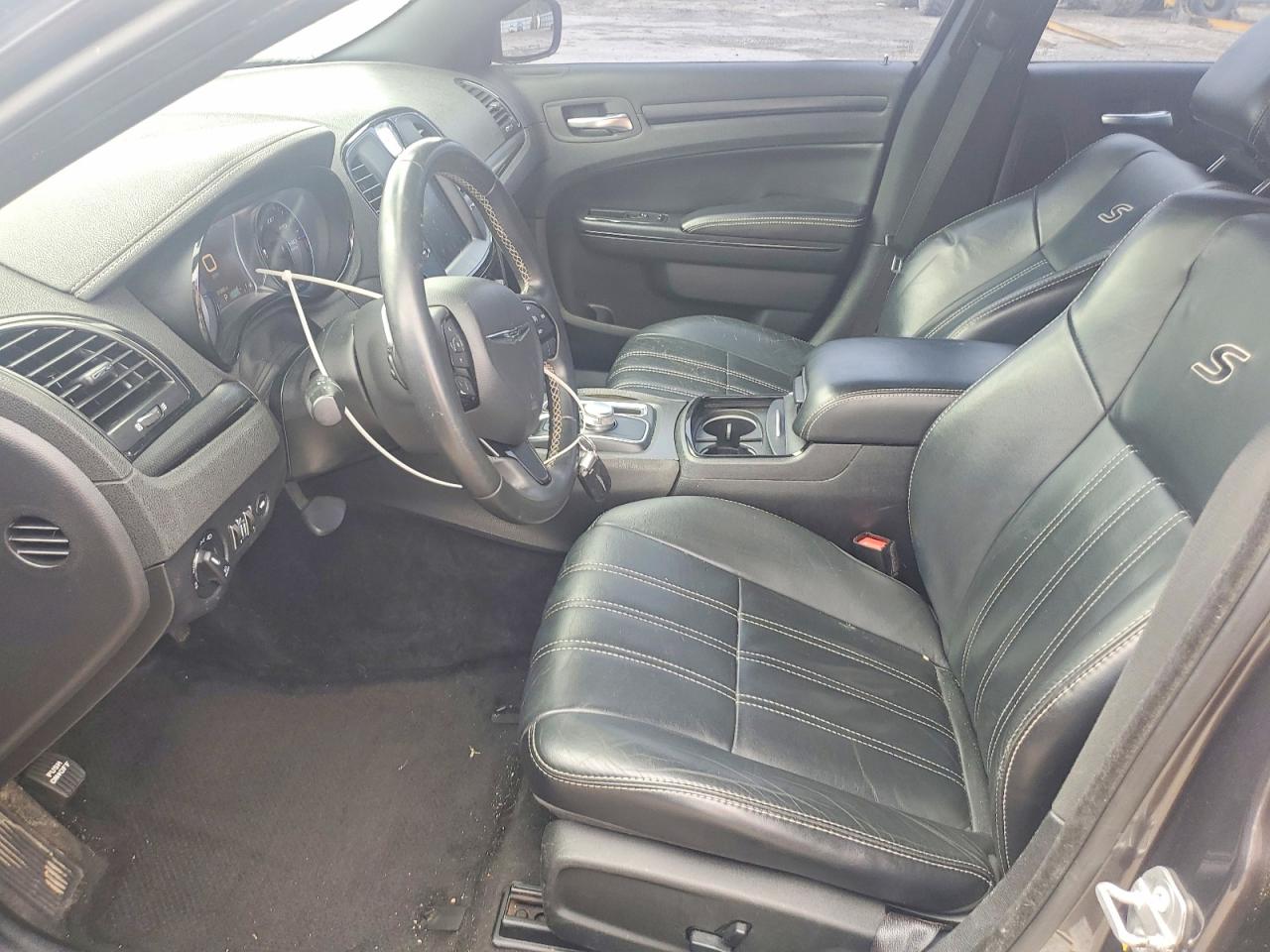 2015 CHRYSLER 300