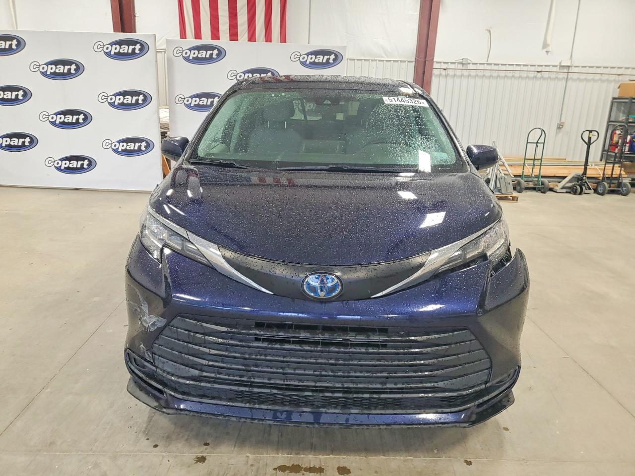 2022 TOYOTA SIENNA