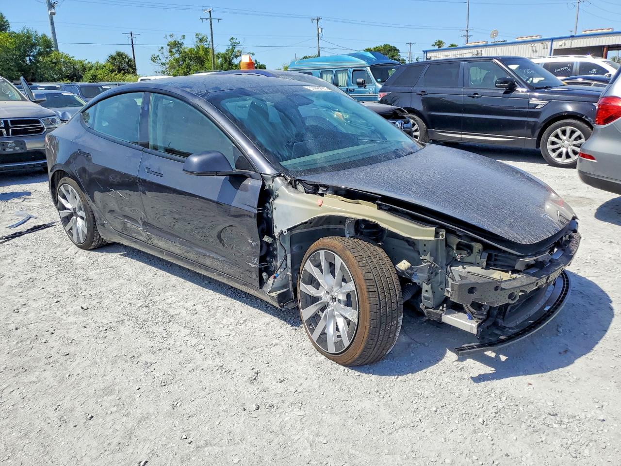 2025 TESLA MODEL 3