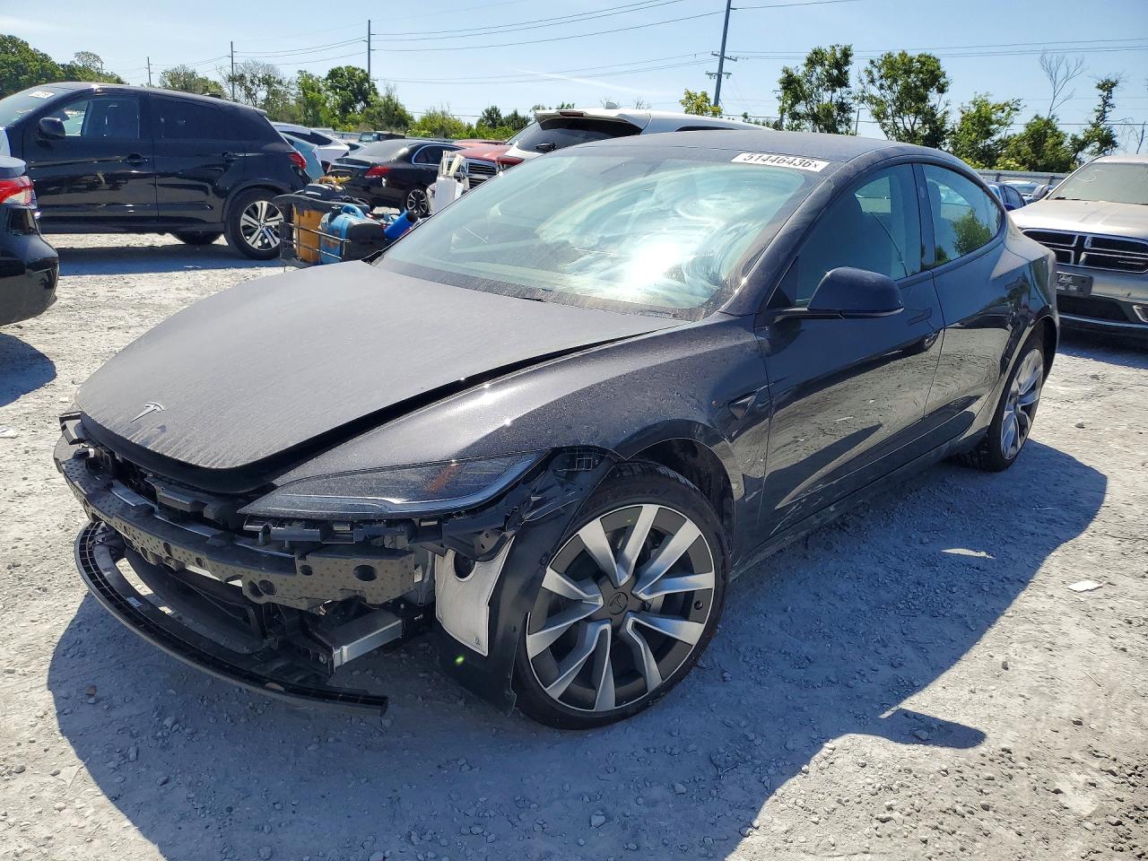 2025 TESLA MODEL 3
