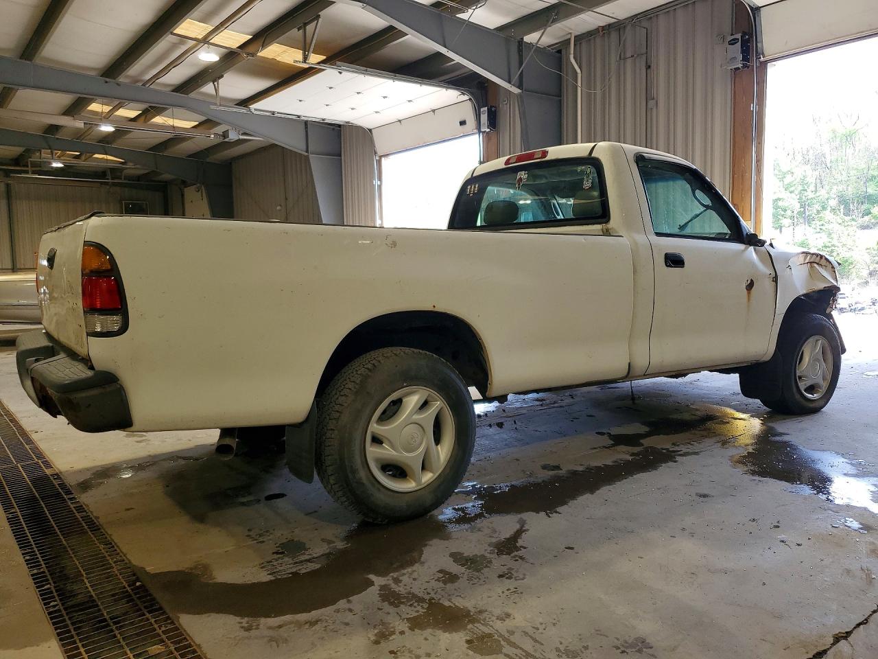 2003 TOYOTA TUNDRA