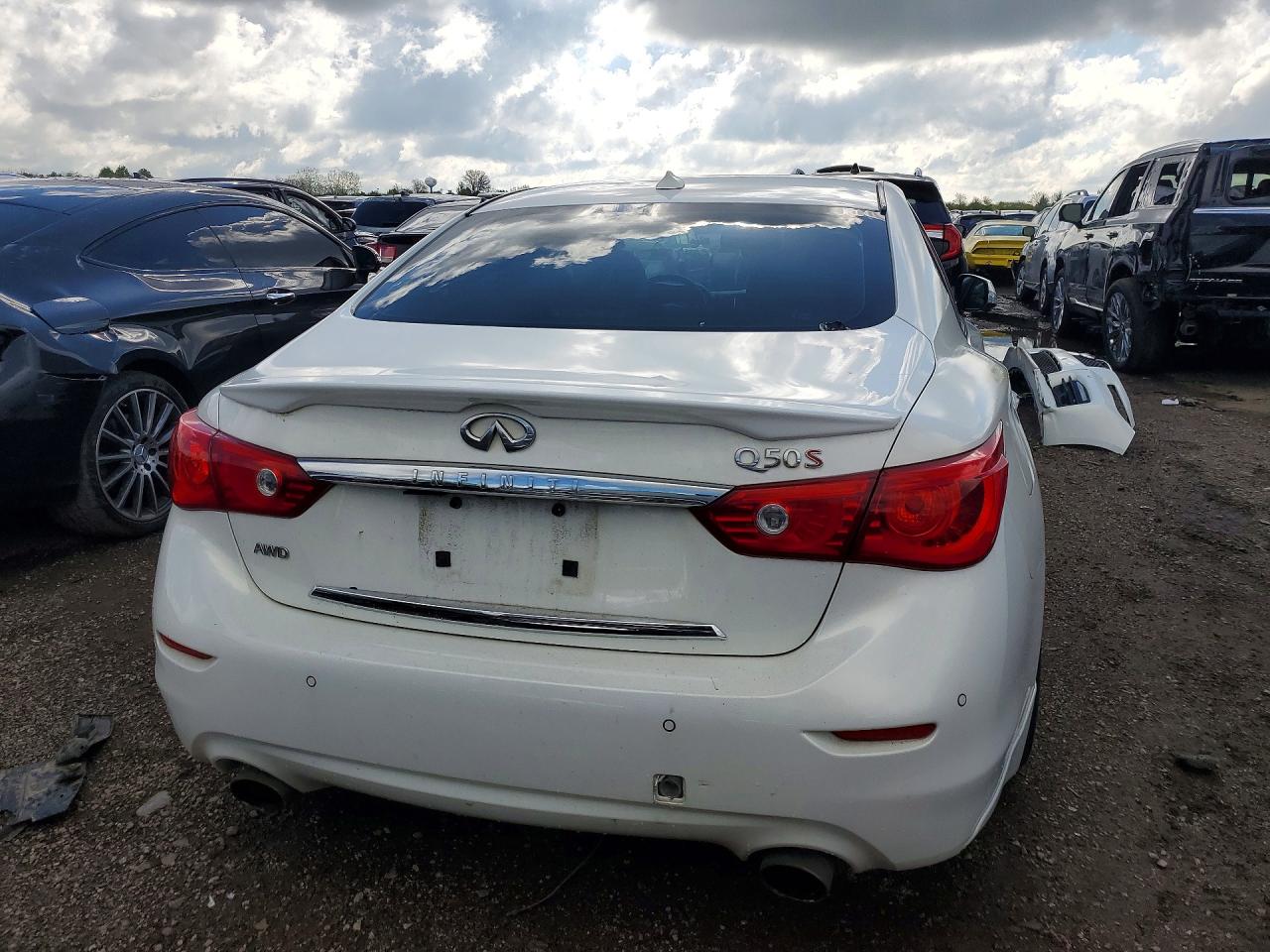 2014 INFINITI Q50