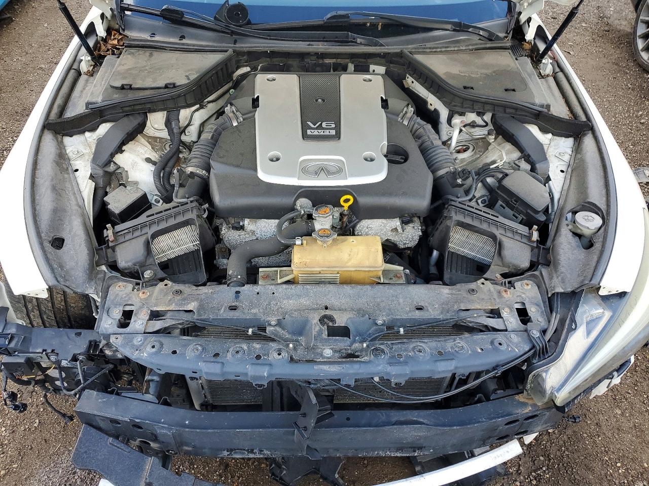 2014 INFINITI Q50
