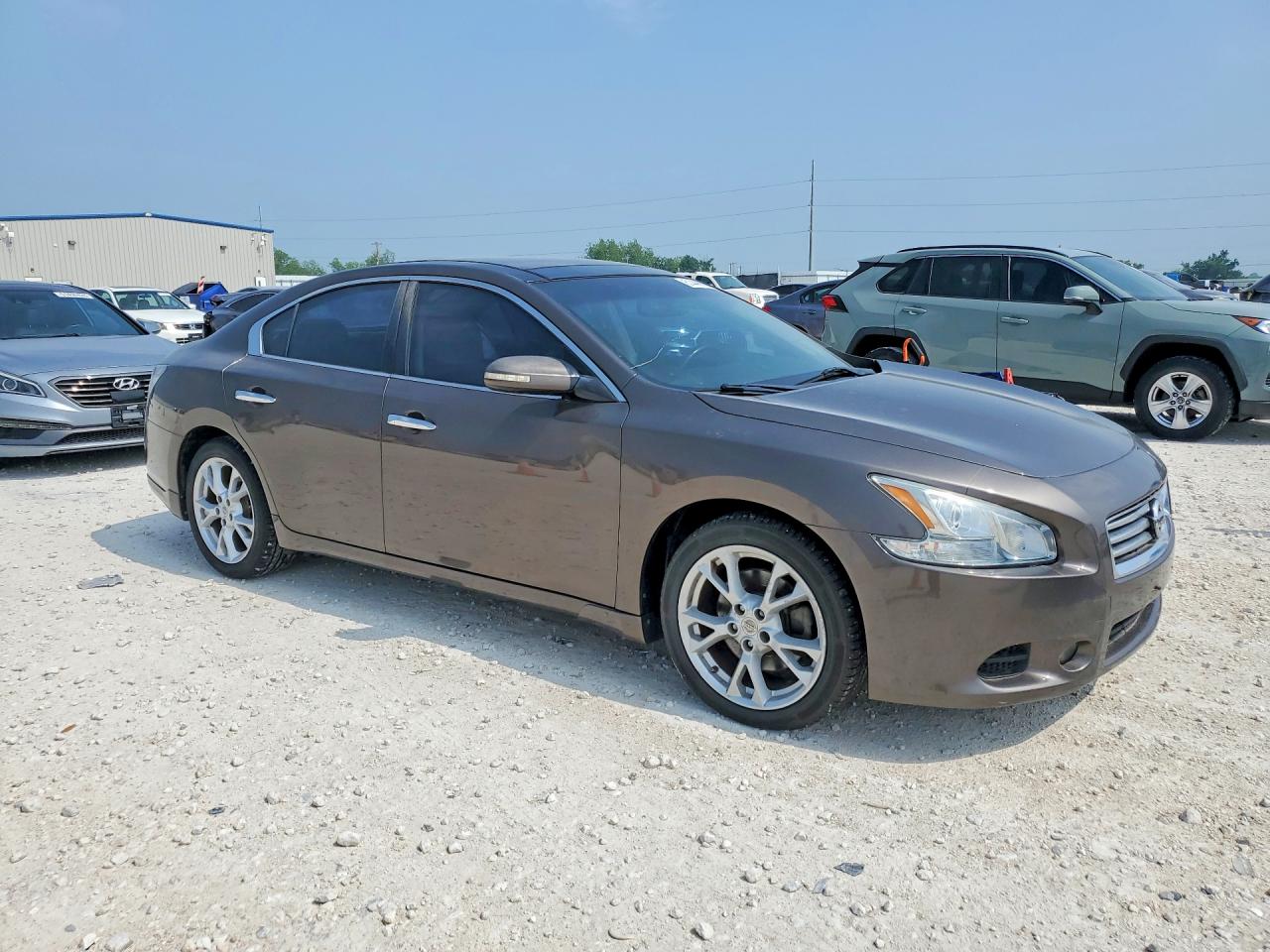 2014 NISSAN MAXIMA