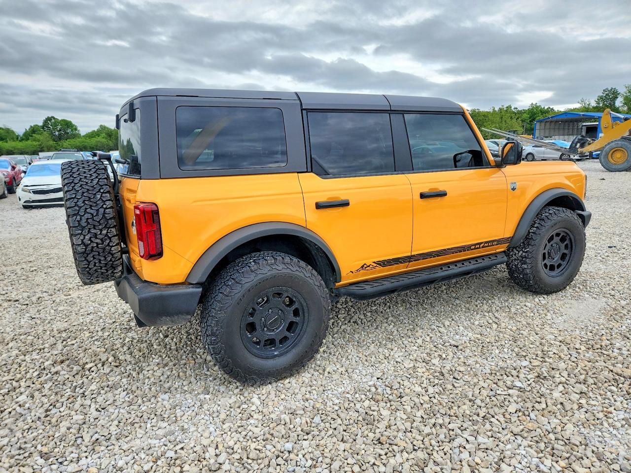 2022 FORD BRONCO