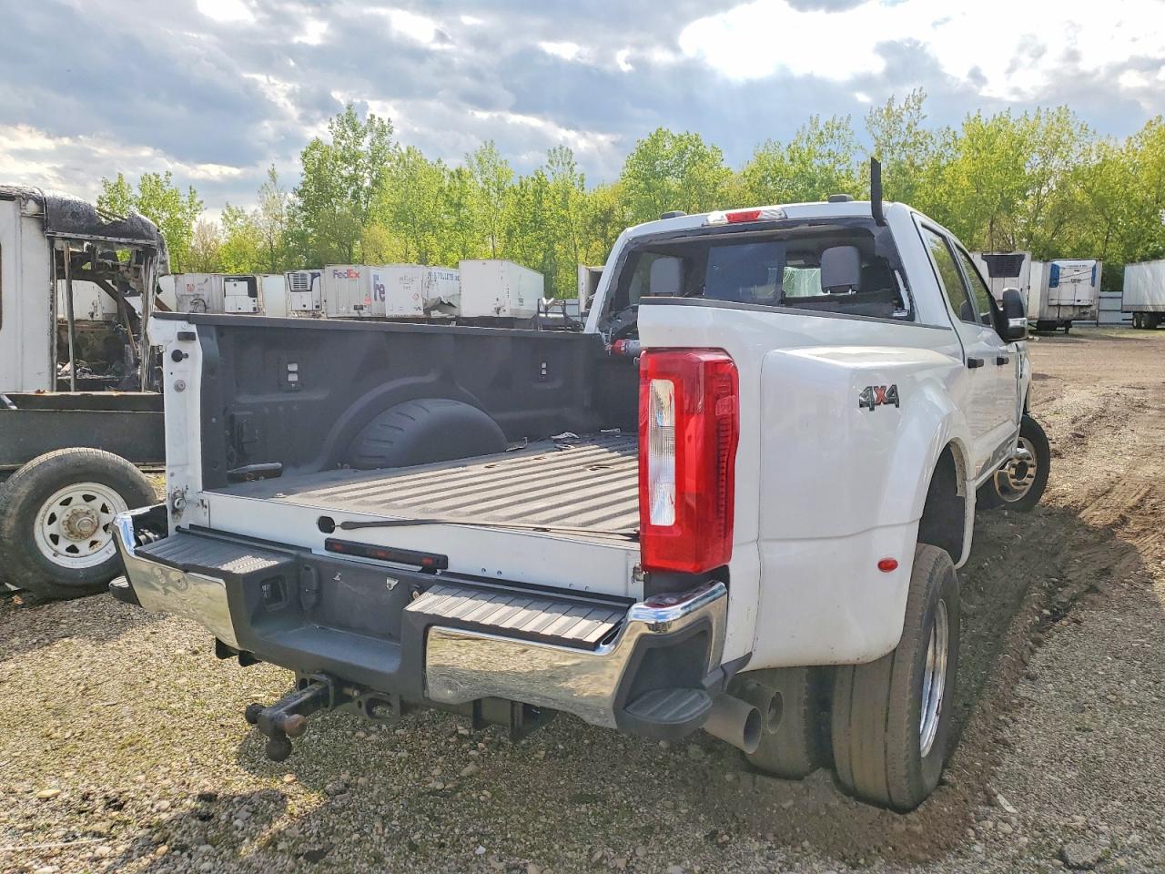 2023 FORD F350