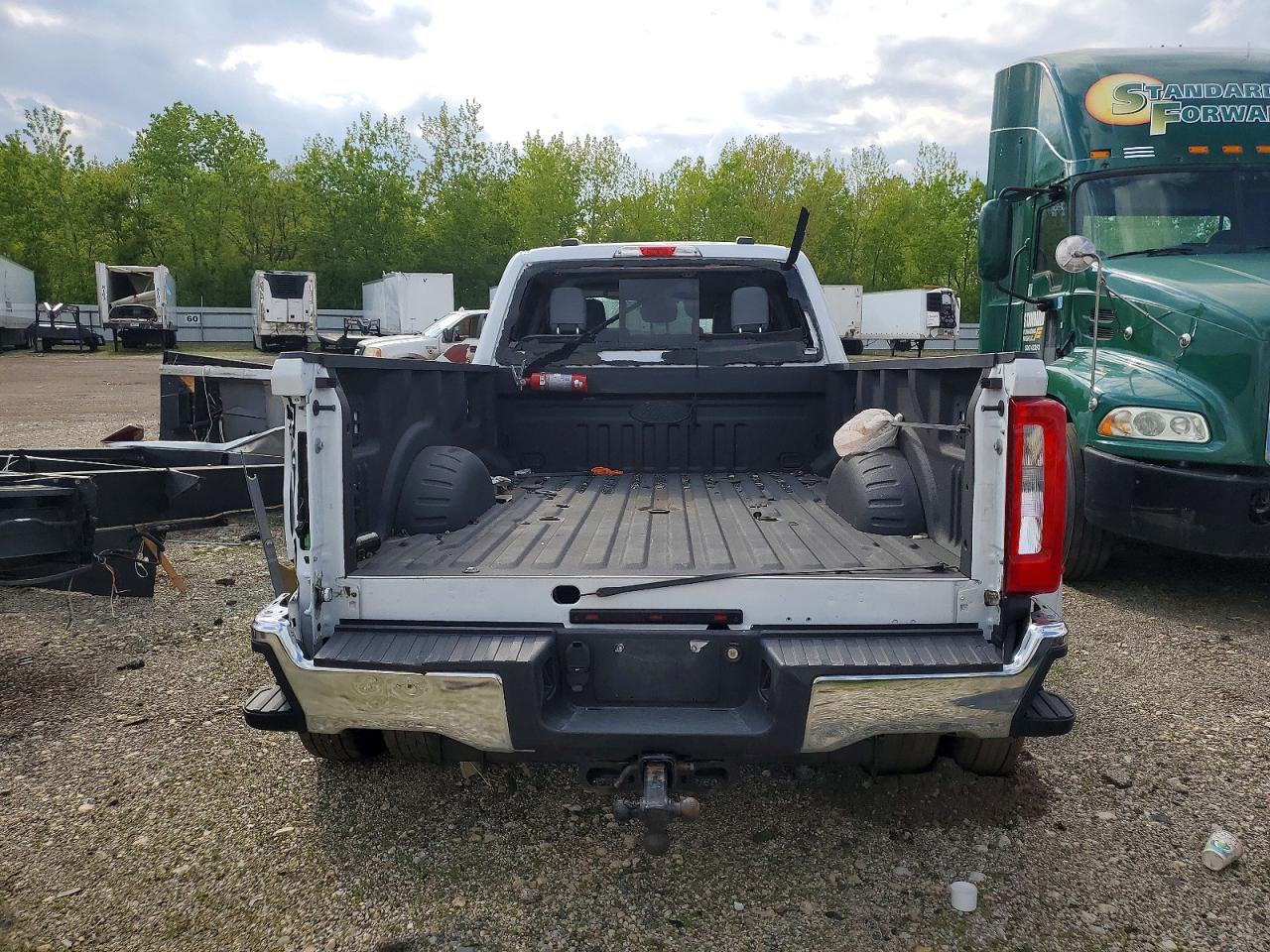 2023 FORD F350