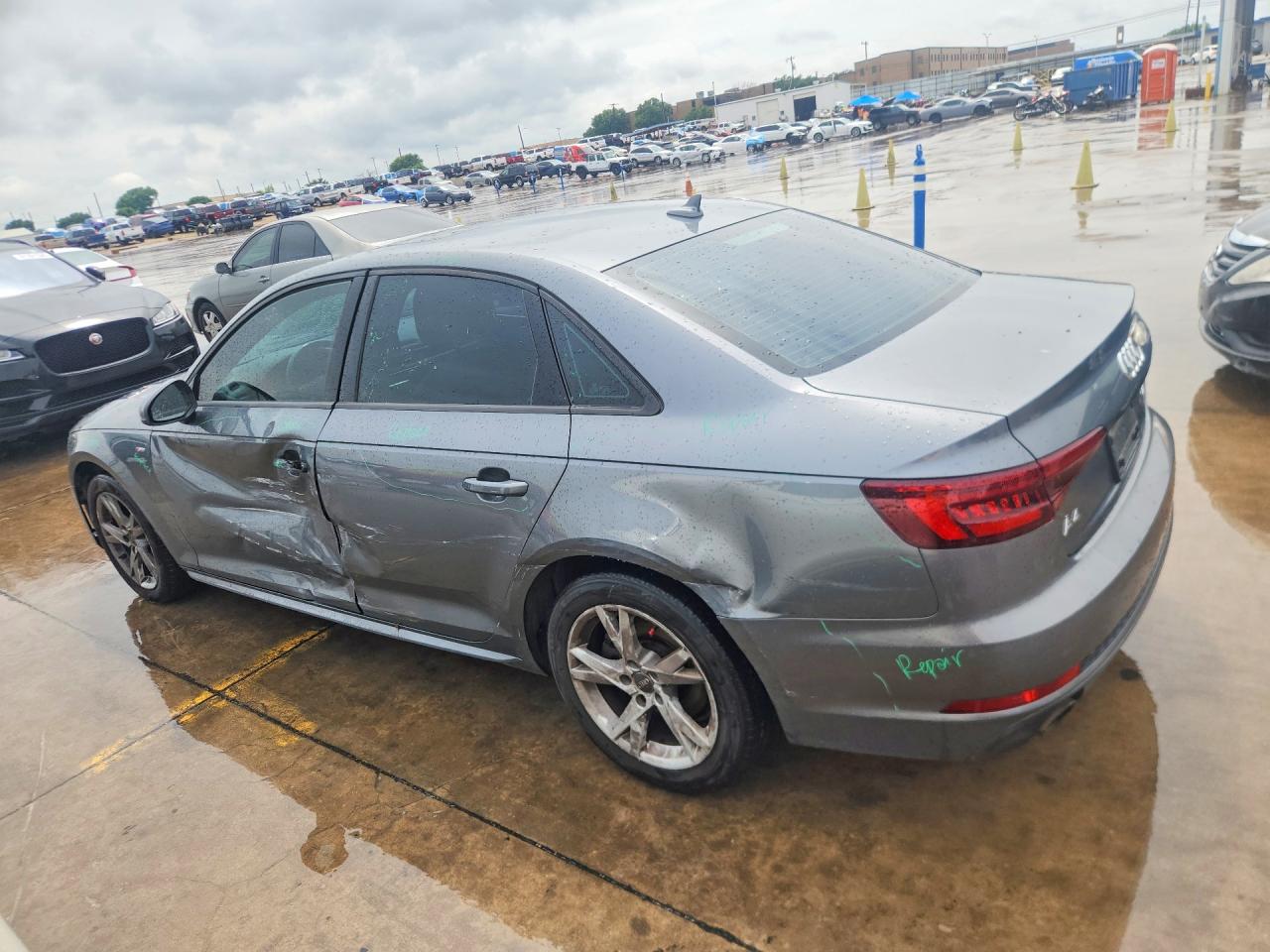 2018 AUDI A4