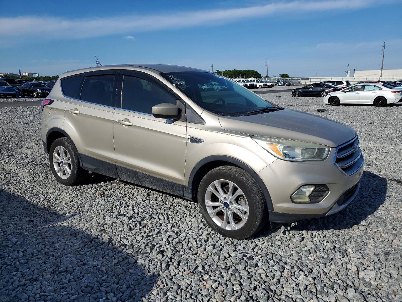 2017 FORD ESCAPE