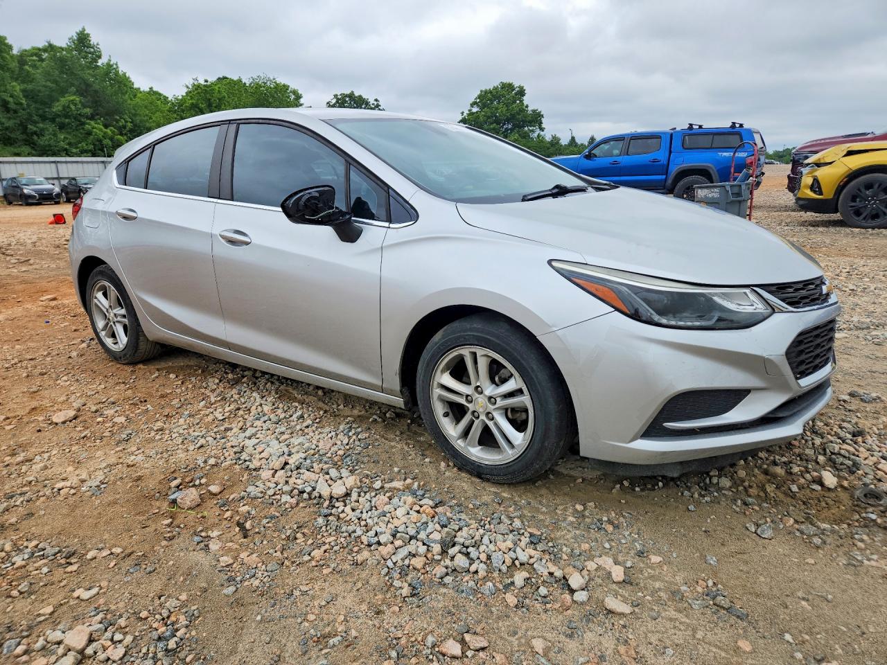 2017 CHEVROLET CRUZE
