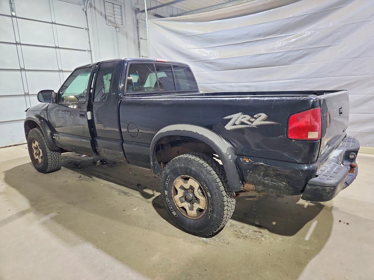 2000 CHEVROLET S10